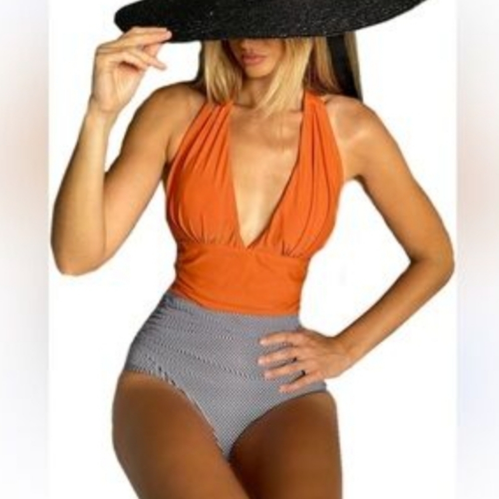 Cupshe Stripe Botton Solid Top One Piece  Swimsuit